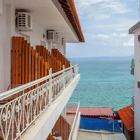 Aleksia Seaside Deluxe Apartment Pefkochori