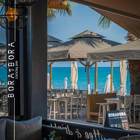 Aleksia Seaside Deluxe Apartamento