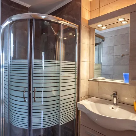 Aleksia Seaside Deluxe Apartamento