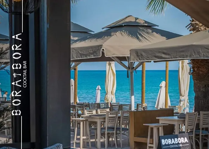 Aleksia Seaside Deluxe アパート